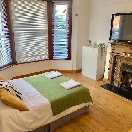 Balham, South London Spacious Guest House 1, 6 Rooms Available Esterno foto