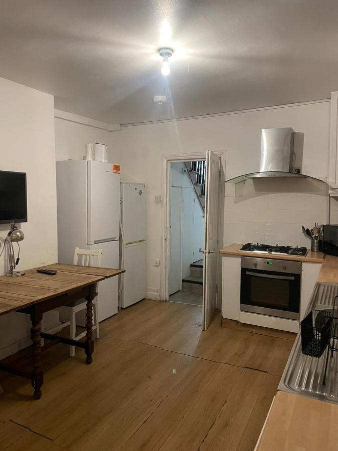 Balham, South London Spacious Guest House 1, 6 Rooms Available Esterno foto