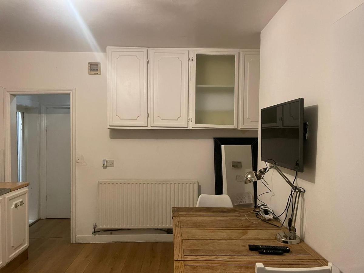 Balham, South London Spacious Guest House 1, 6 Rooms Available Esterno foto